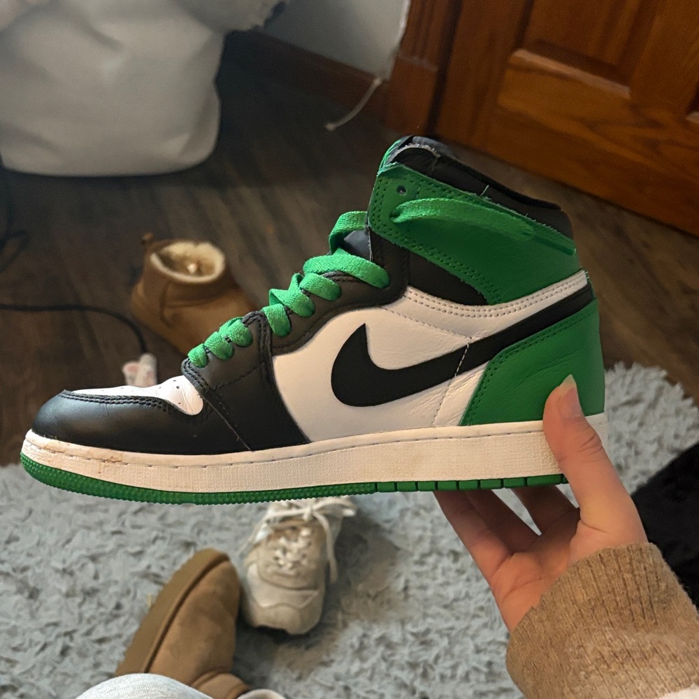 Nike Green and Black High-Top Sneakers